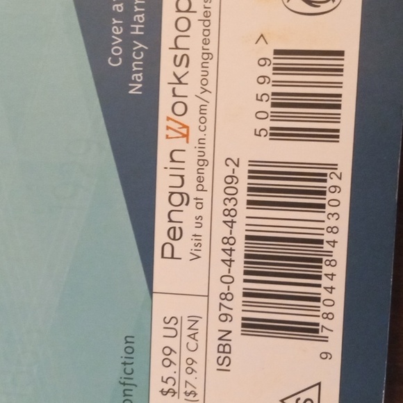 New Who HQ books 2 pack - Picture 7 of 8